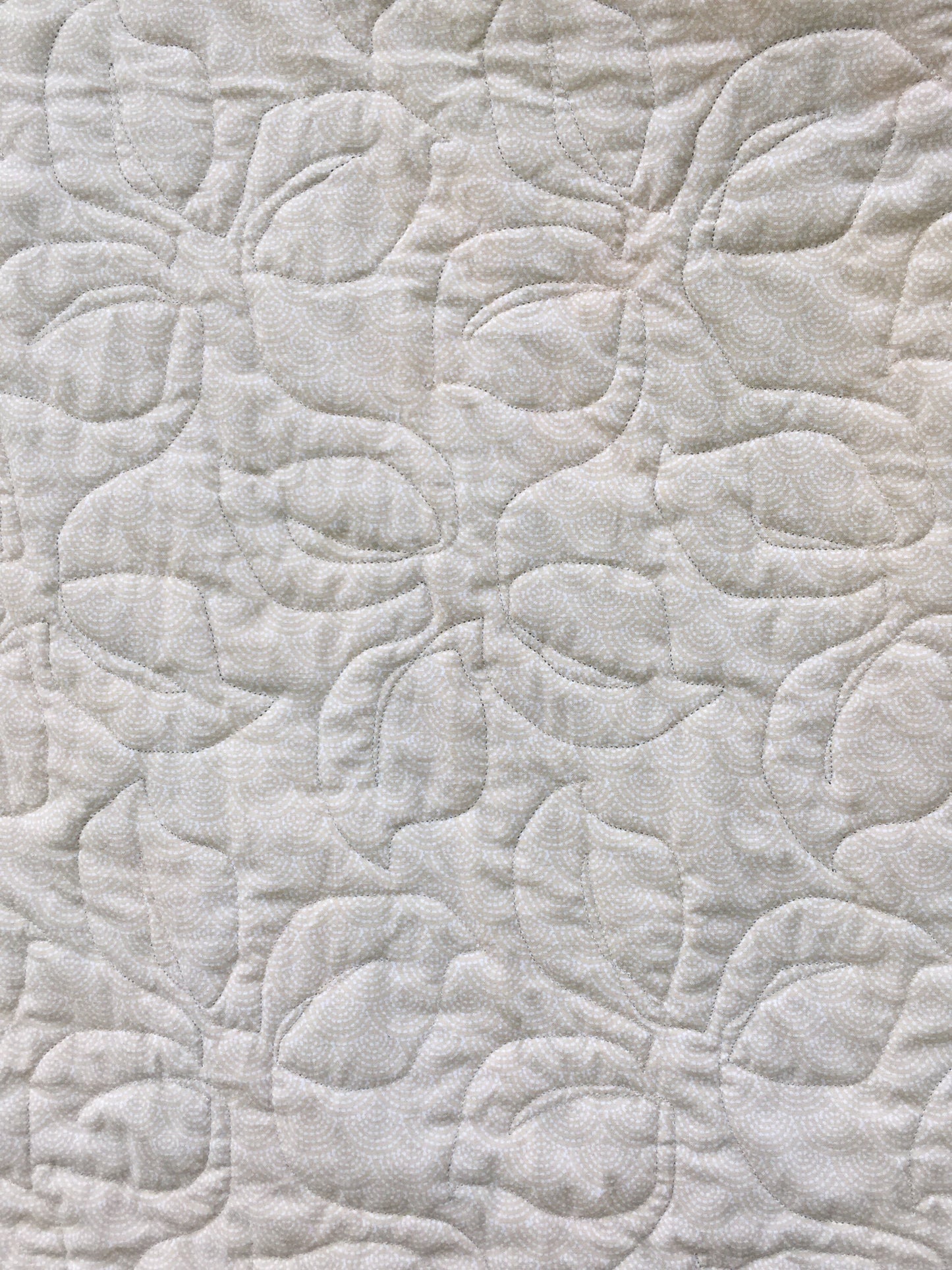 Floral, fountain panel lap quilt